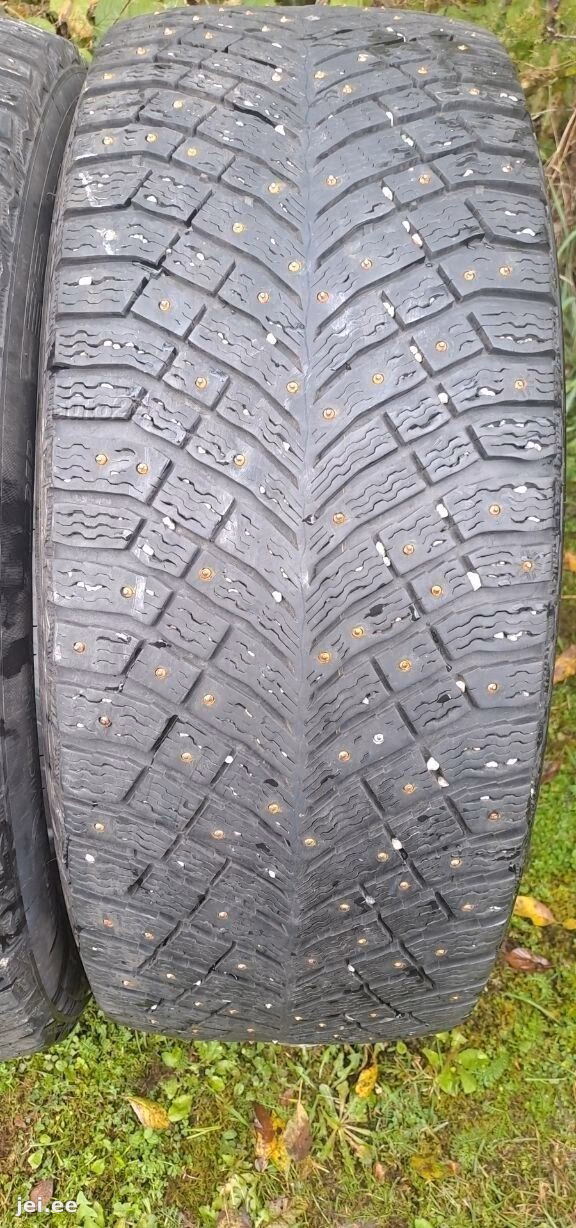 275/55R19 Michelin X - Ice North 4 / 2322 / 6-7mm – Rehvid, Tallinn