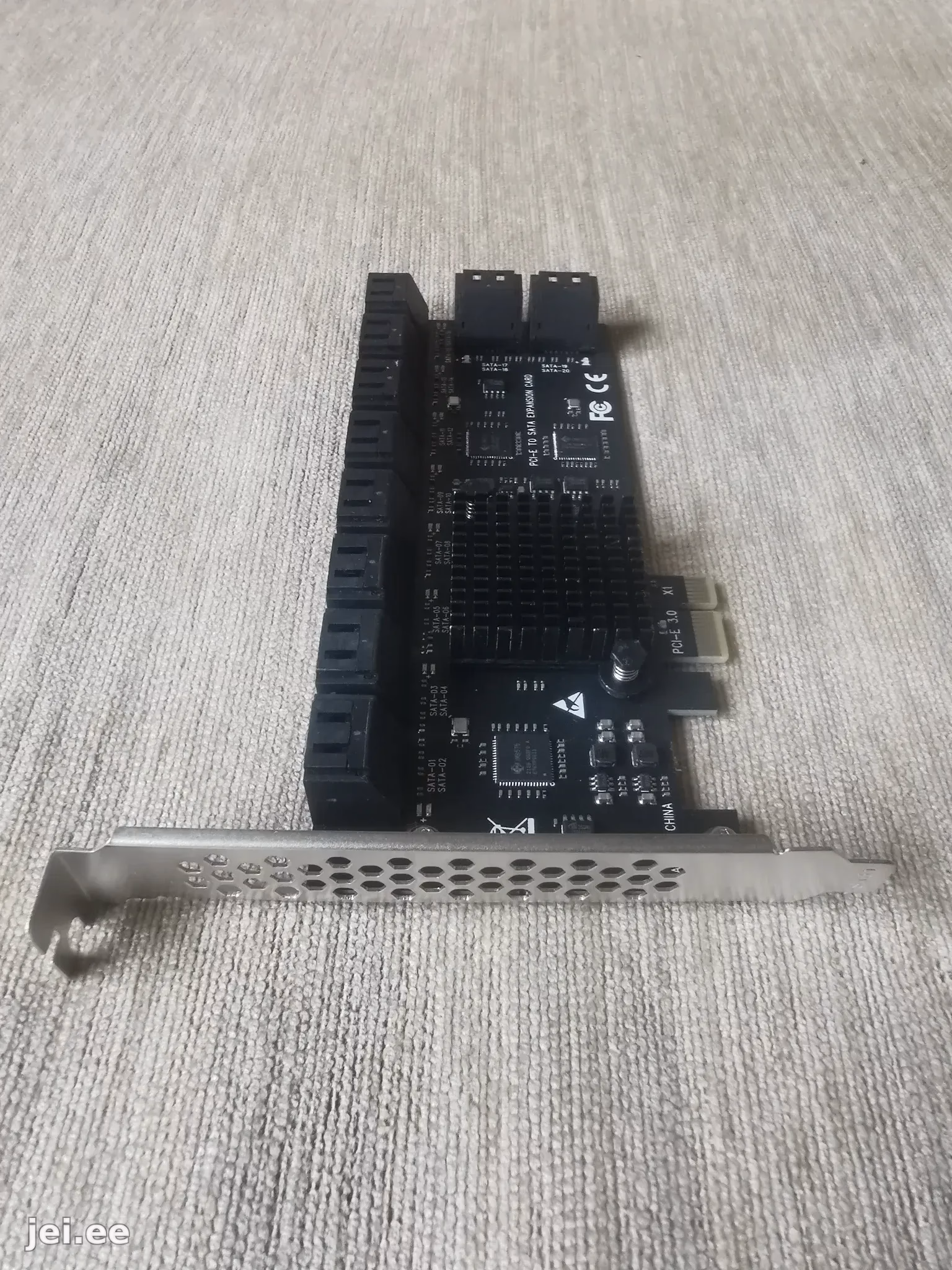 PCIe SATA laienduskaart 20 porti + 20 SATA kaablit – pilt 3/3