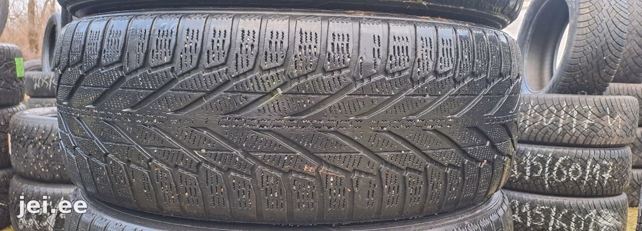 235/60R18 Nokian Hakkapeliitta R2 SUV / 5-6mm – pilt 2/2